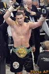 Vitaliy Klytchko wins the WBC heavyweight title